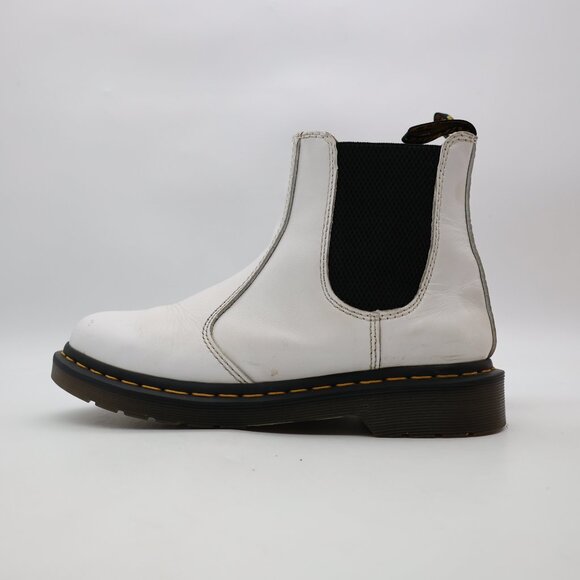 Doc Dr Martens White Leather 2976 Chelsea Boot Women's Size 8 Pull On Shoes - Picture 2 of 12